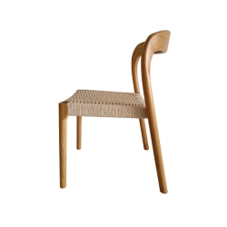 Chaise OTTAWA empilable – Bois naturel & assise en cordage tressé (Spécial CHR)