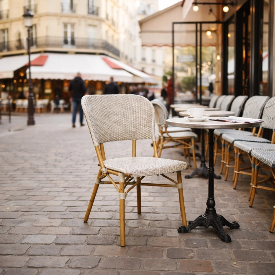 Chaise BEAUBOURG – Aluminium et Effet Rotin